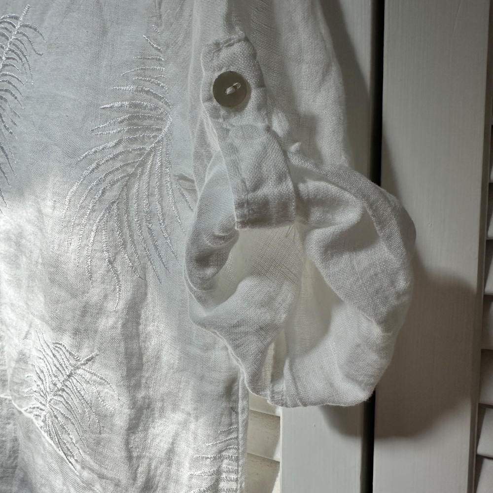 Lungo L'Arno Linen Blouse Short Sleeve Tropical Palm Embroidery Side Buttons - Picture 10 of 17